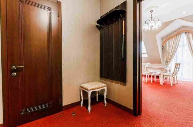 Двухкомнатный двухместный номер (Люкс — 56 м2)